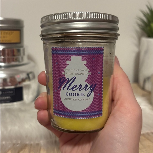 4 Candles ✨💜 - Bath & Body Works, Votivo, etc. - Picture 2 of 10